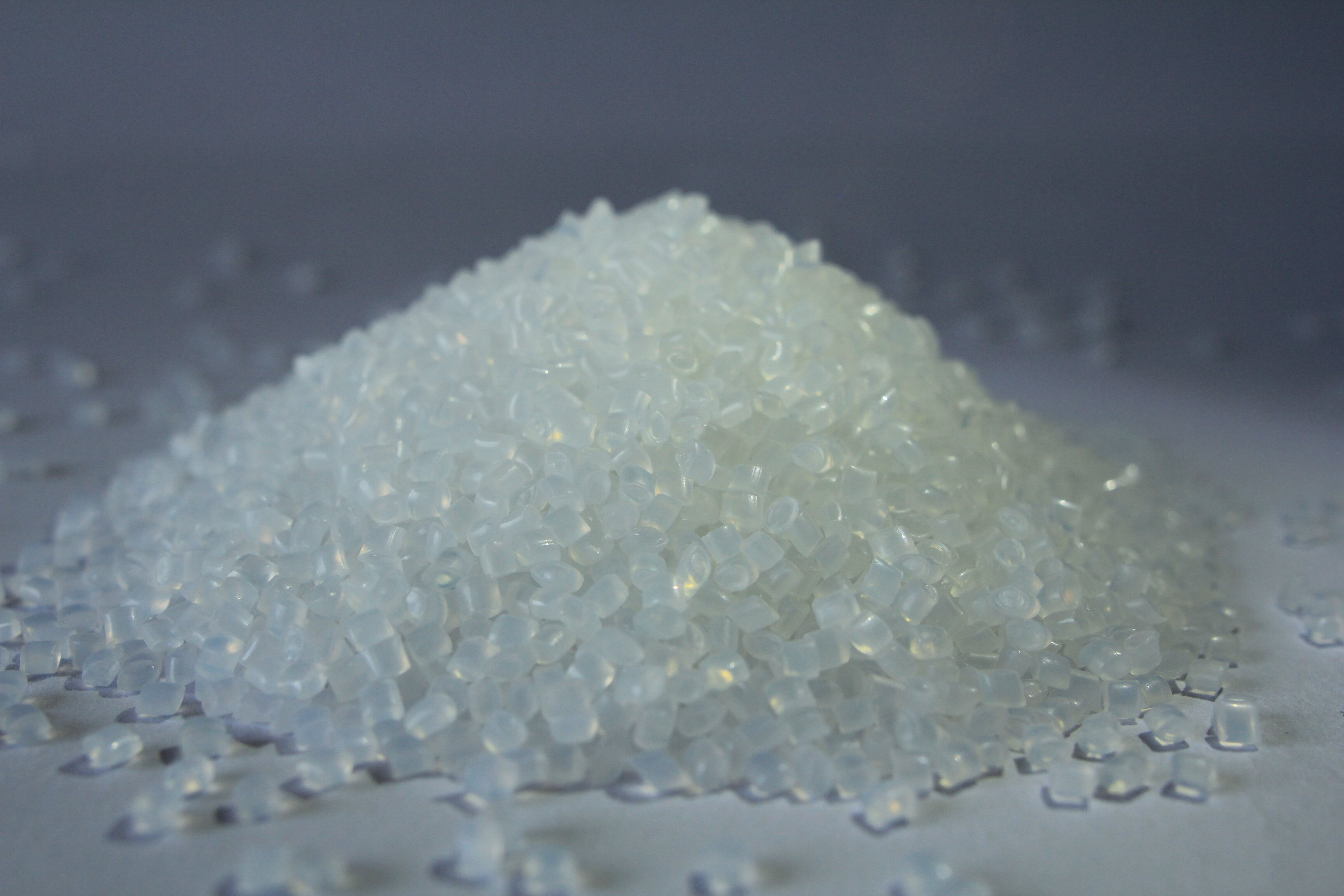 PA612,PA612樹脂使用過程中應注意吸水性